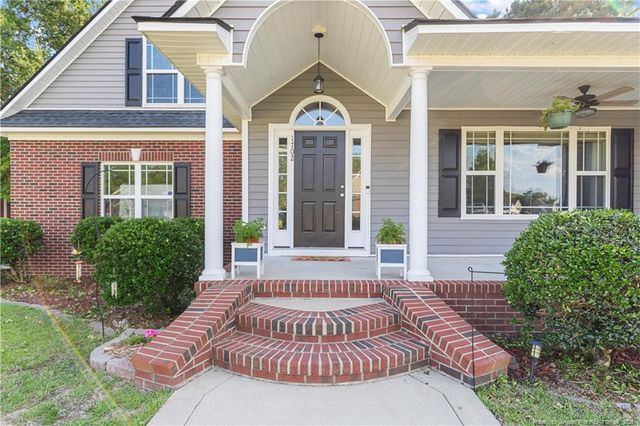 1702 Secretariat Place, Hope Mills, NC 28348