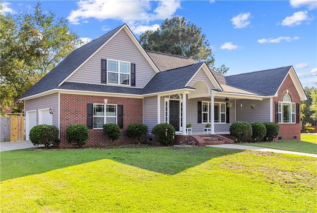 1702 Secretariat Place, Hope Mills, NC 28348