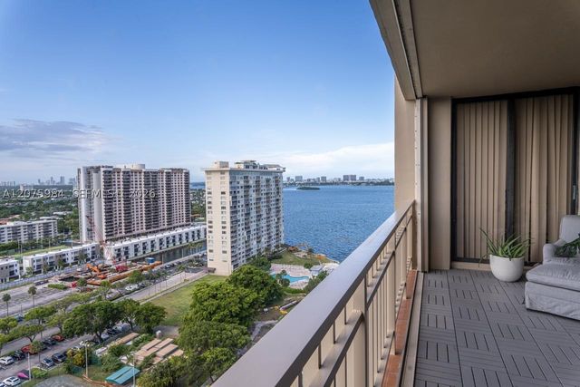 11113 Biscayne Blvd 1954, Miami, FL 33181