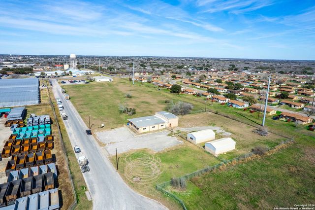 000 Industrial Boulevard, Beeville, TX 78102
