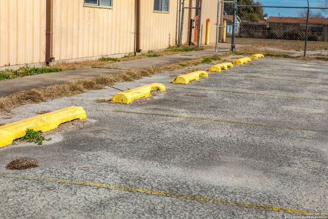 000 Industrial Boulevard, Beeville, TX 78102