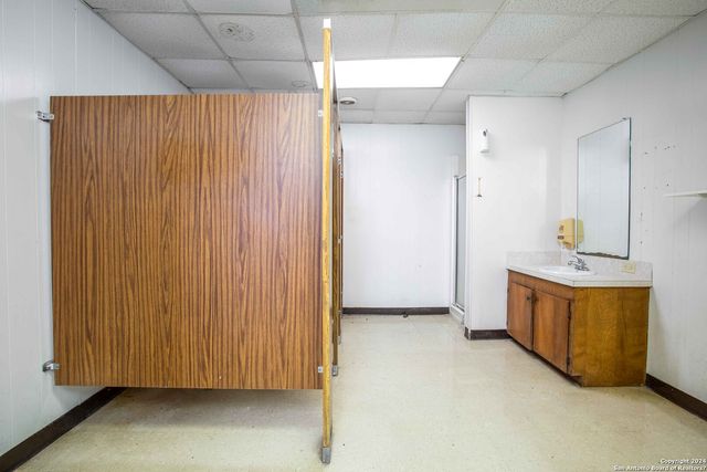 000 Industrial Boulevard, Beeville, TX 78102