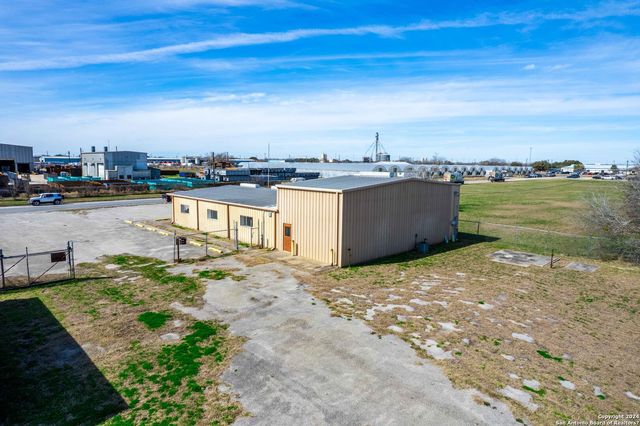 000 Industrial Boulevard, Beeville, TX 78102