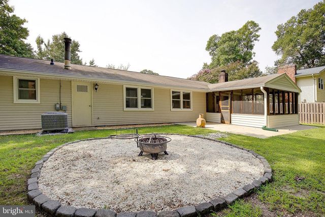 2761 PINEWOOD DR, Waldorf, MD 20601