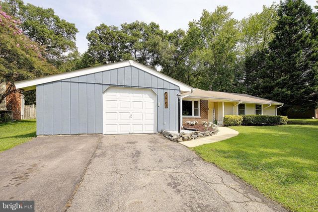 2761 PINEWOOD DR, Waldorf, MD 20601