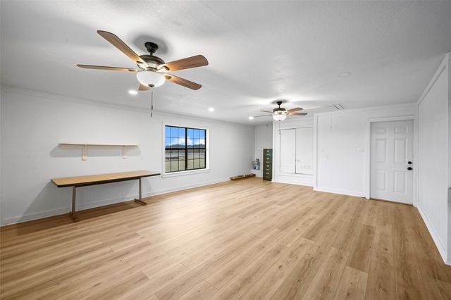 5792 N State Highway 289, Sherman, TX 75092