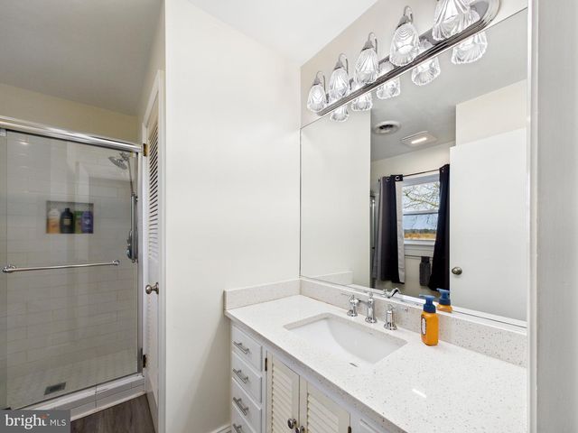 28964 WALLER RD, Delmar, MD 21875