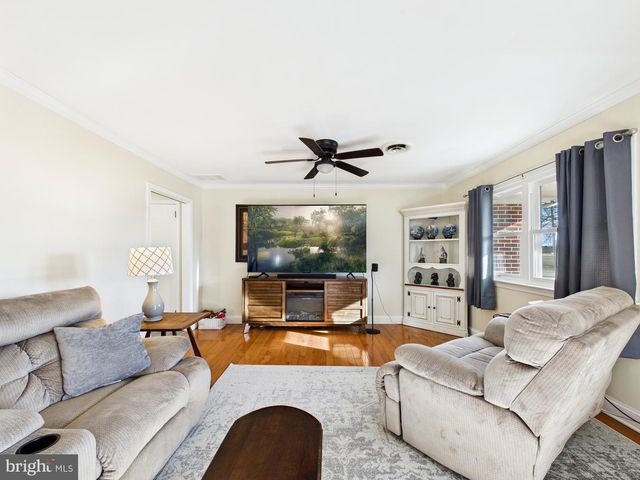 28964 WALLER RD, Delmar, MD 21875