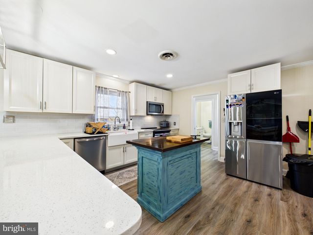 28964 WALLER RD, Delmar, MD 21875