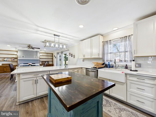 28964 WALLER RD, Delmar, MD 21875