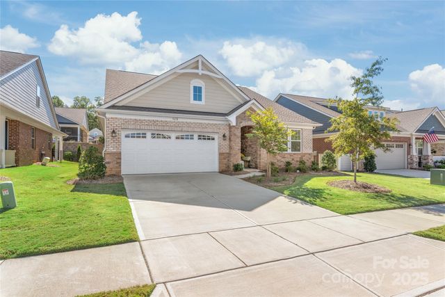 3618 Marchers Trace Drive, Charlotte, NC 28227