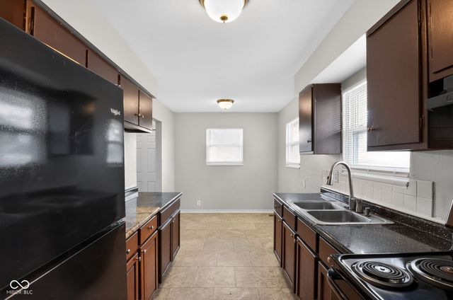 4184 N Grand Avenue, Indianapolis, IN 46226