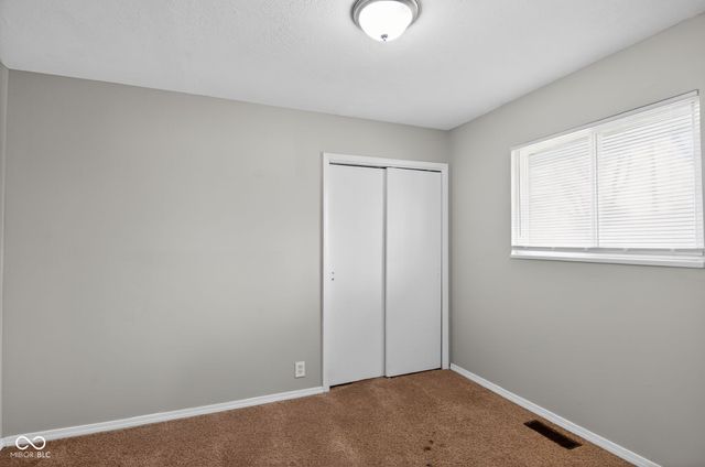 4184 N Grand Avenue, Indianapolis, IN 46226