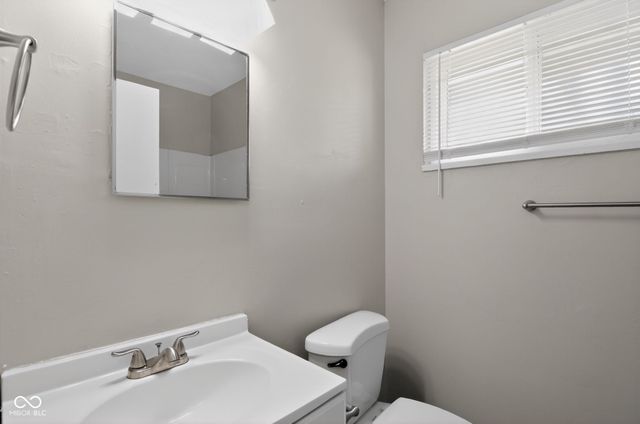 4184 N Grand Avenue, Indianapolis, IN 46226