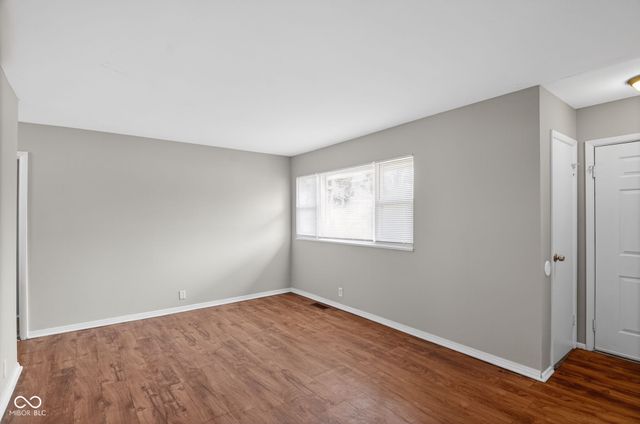 4184 N Grand Avenue, Indianapolis, IN 46226