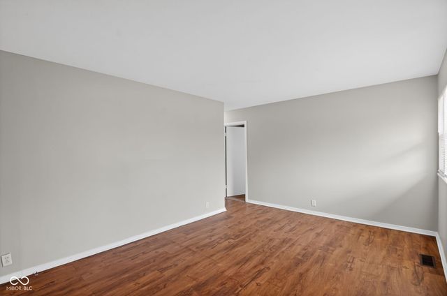 4184 N Grand Avenue, Indianapolis, IN 46226