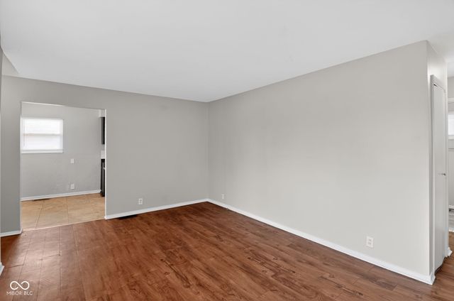 4184 N Grand Avenue, Indianapolis, IN 46226