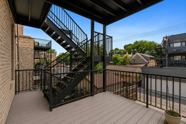 841 N Damen Avenue 2R, Chicago, IL 60622