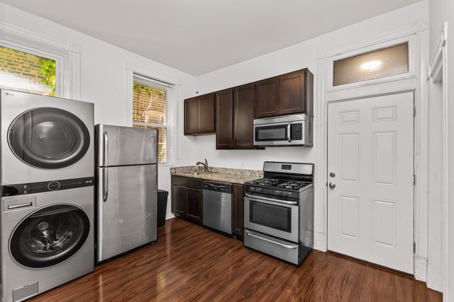 841 N Damen Avenue 2R, Chicago, IL 60622