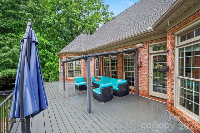 1009 Medinah Court, Waxhaw, NC 28173