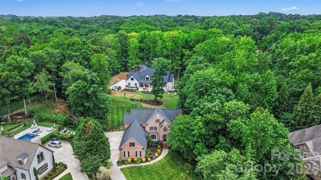 1009 Medinah Court, Waxhaw, NC 28173