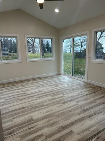 1795 50th Avenue NE, Willmar, MN 56201