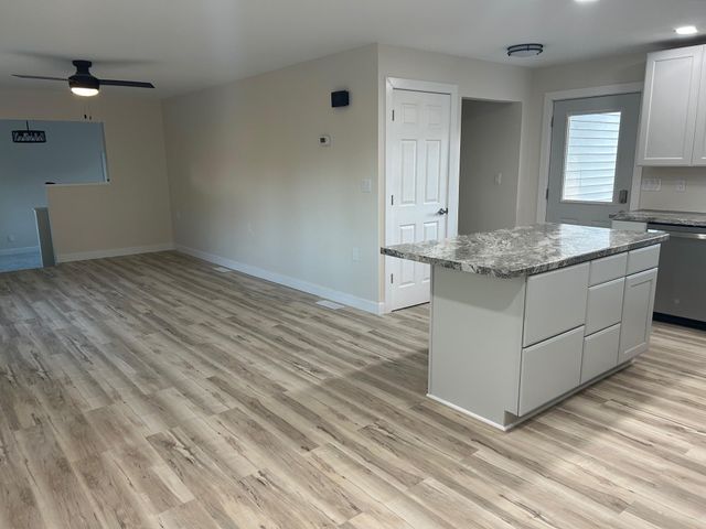 1795 50th Avenue NE, Willmar, MN 56201