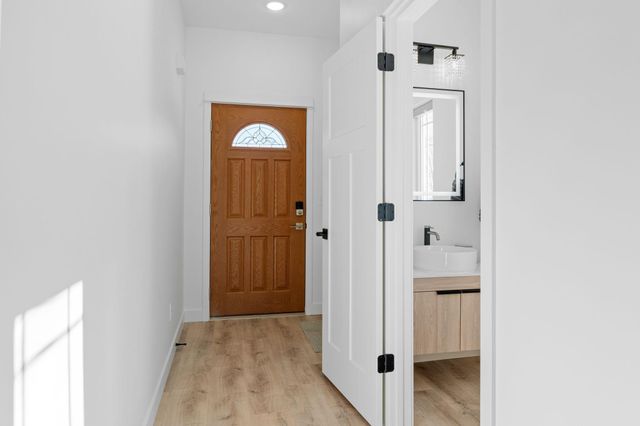 425 W 8th Street 24, New Richmond, WI 54017