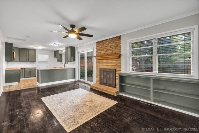 5941 S Utica Avenue, Tulsa, OK 74105