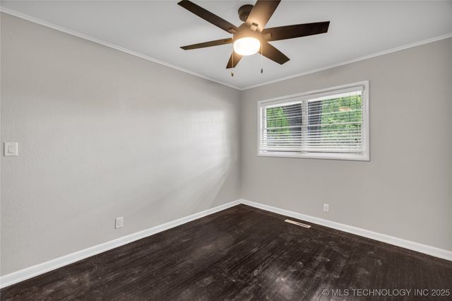 5941 S Utica Avenue, Tulsa, OK 74105