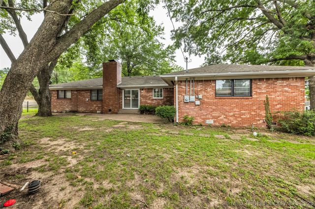 5941 S Utica Avenue, Tulsa, OK 74105