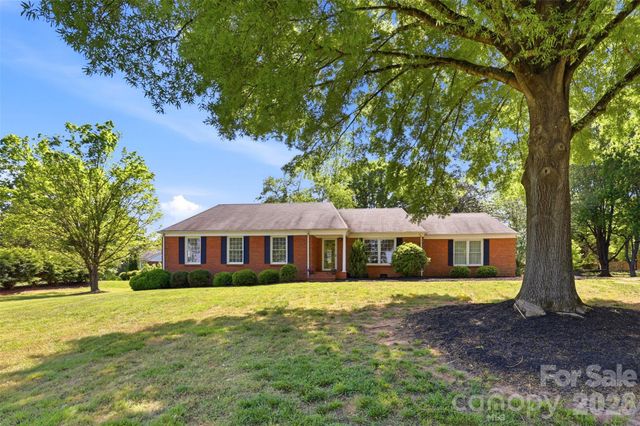 1406 Lakeview Drive, Monroe, NC 28112