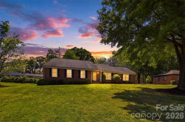 1406 Lakeview Drive, Monroe, NC 28112