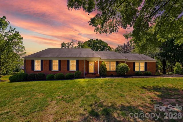 1406 Lakeview Drive, Monroe, NC 28112