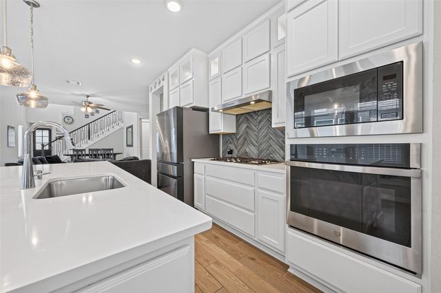 866 Sendero Trail, Conroe, TX 77304
