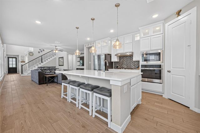 866 Sendero Trail, Conroe, TX 77304