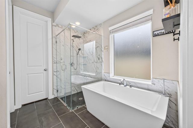 866 Sendero Trail, Conroe, TX 77304