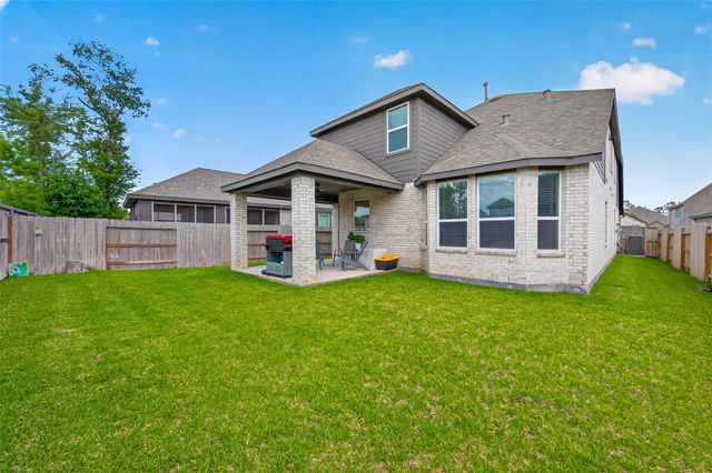 866 Sendero Trail, Conroe, TX 77304