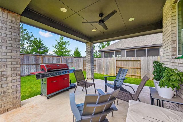 866 Sendero Trail, Conroe, TX 77304
