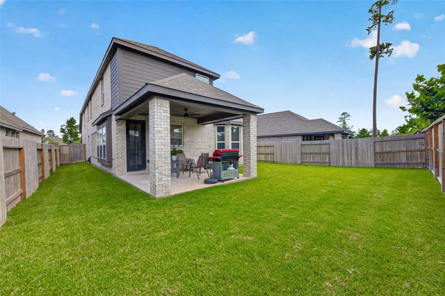 866 Sendero Trail, Conroe, TX 77304