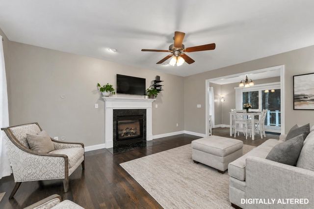 5 Berlang Road, Londonderry, NH 03053