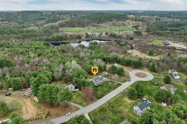 5 Berlang Road, Londonderry, NH 03053