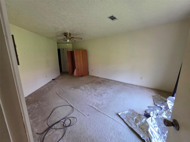 606 Old Colony Drive, Richmond, TX 77406