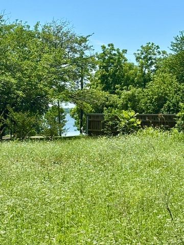 1345 Mike Road, Quinlan, TX 75474