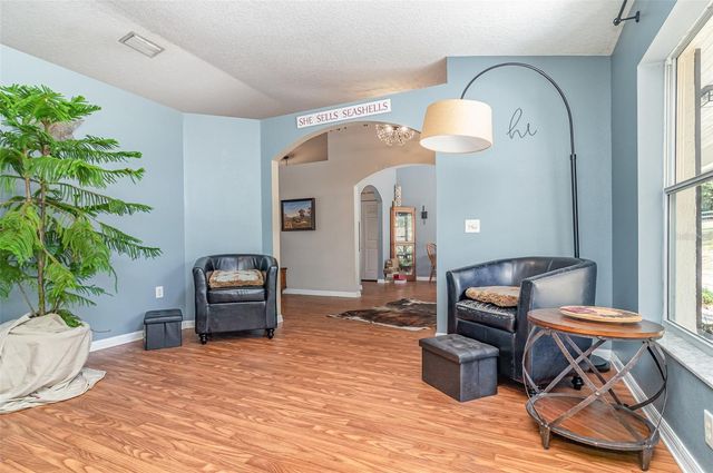 6160 ALLEN STREET, Mount Dora, FL 32757