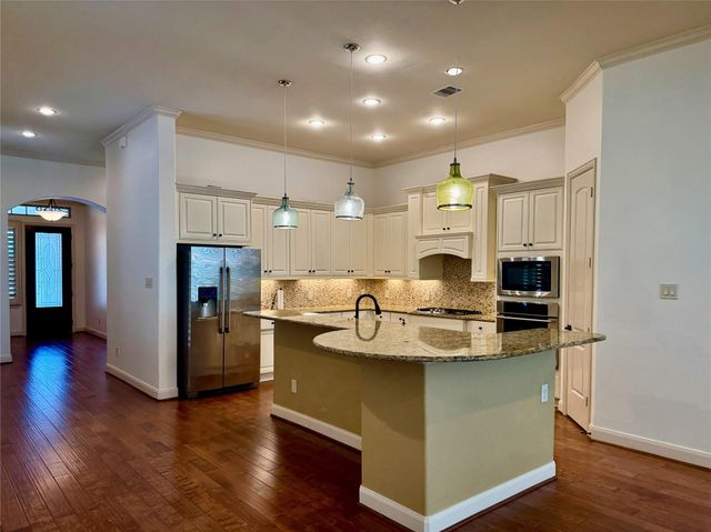 18626 Luma Cove Lane, Cypress, TX 77429