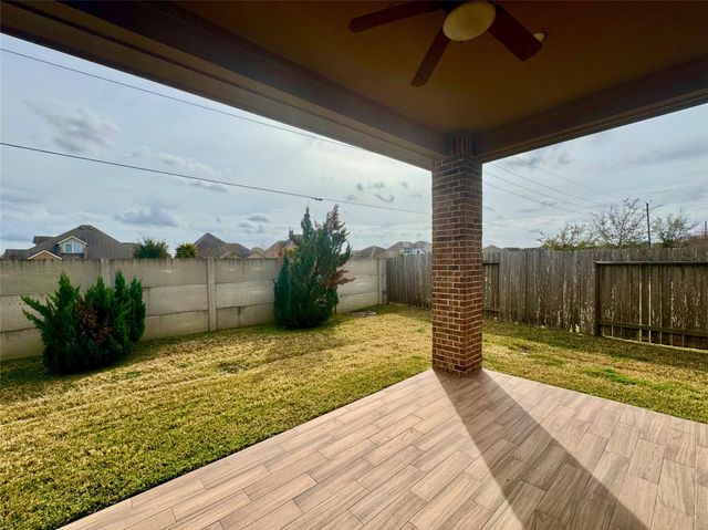 18626 Luma Cove Lane, Cypress, TX 77429