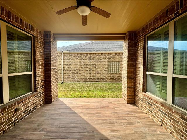 18626 Luma Cove Lane, Cypress, TX 77429