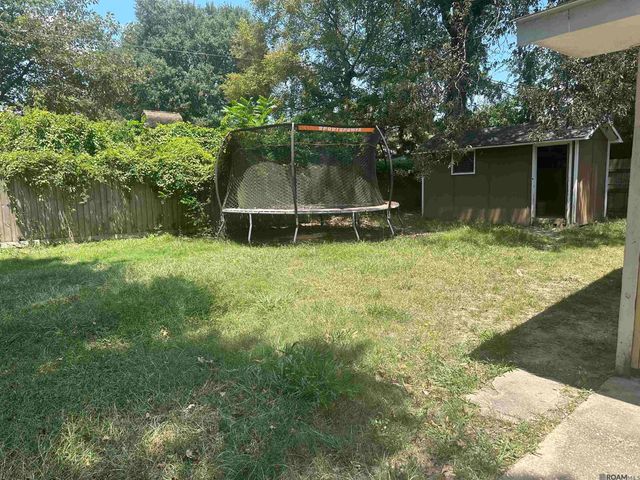 10549 Shermoor Dr, Baton Rouge, LA 70815