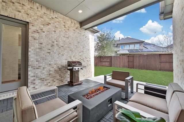 2702 Country Lane, Katy, TX 77493